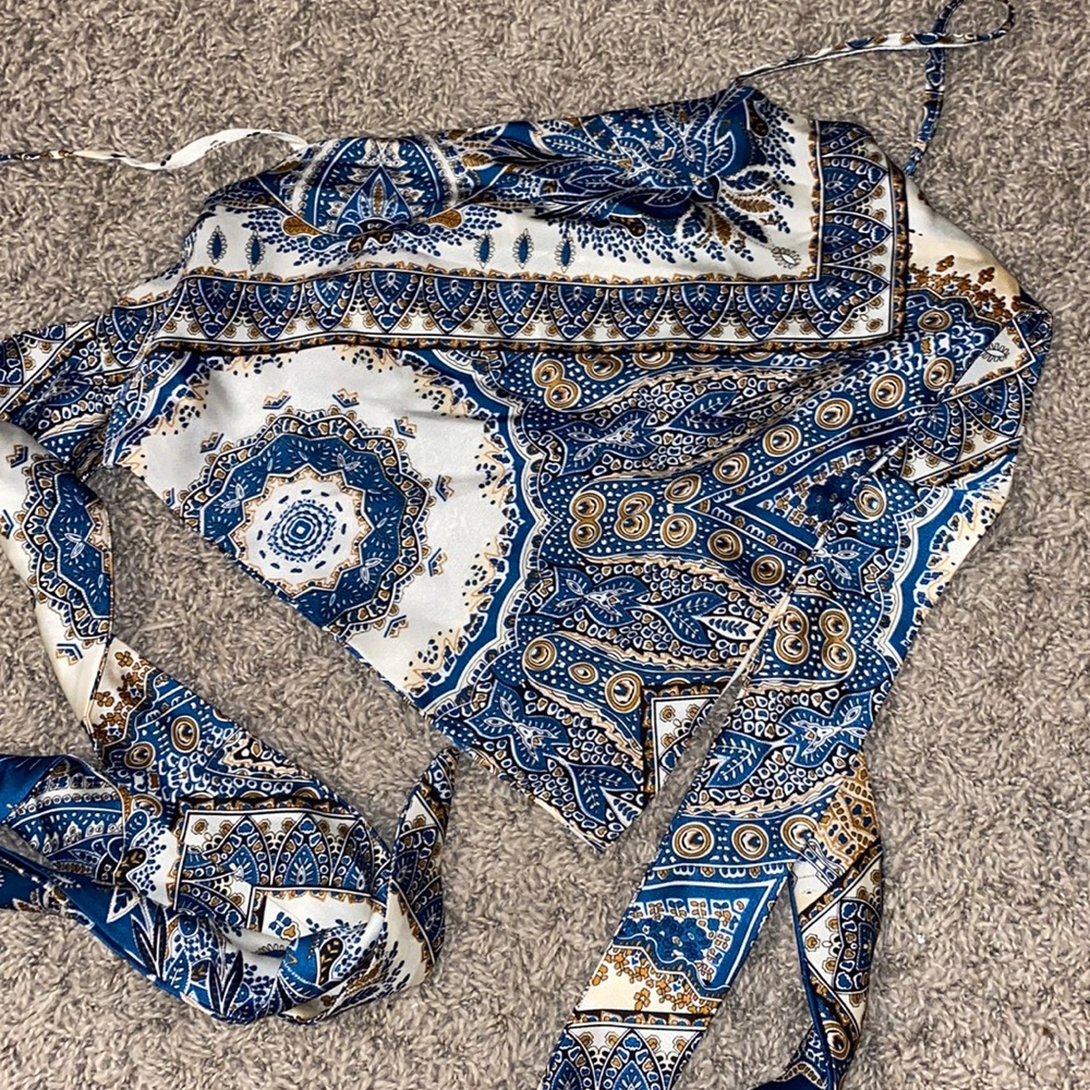 SHEIN bandannna top
